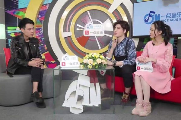 �㶫�����Ů�����ǻ����� û��ʲô֤�ݾͲ�Ҫ˵