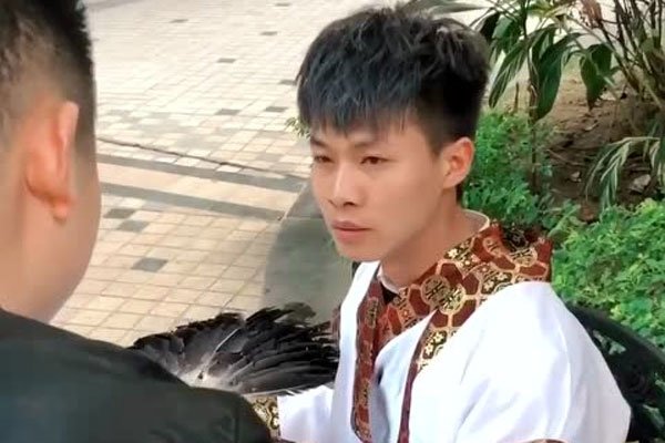 ��������˾�������۶���Ǯ ������Ƶǰ�����۲�����