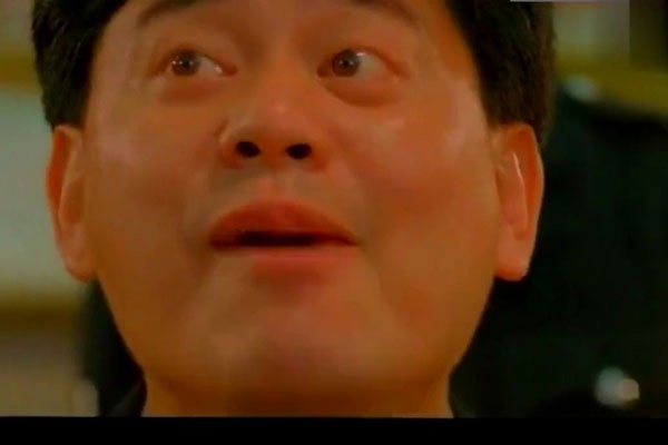 曹查理个人资料 通过搞笑能力证明了自己