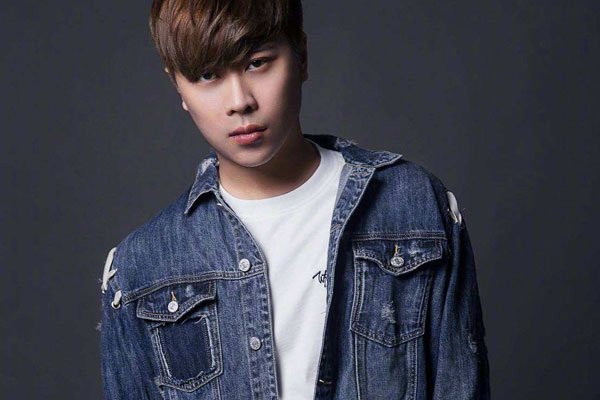 ¬��ΰ����� ���ɧ�������ں����ͱ���