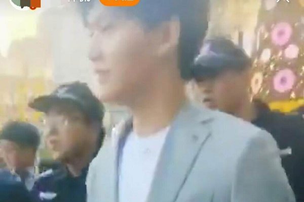 ������˯��˿�¼���ʵ�� �ع���������ǰŮ�ѷ�����