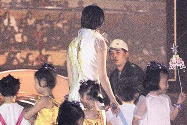 ��ޱ����װ�¼���ʲô ��ʥ��ֱ�Ӱѷ�����ޱ������