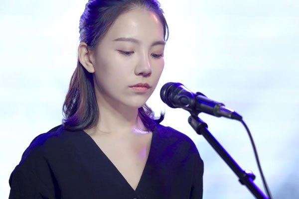 花粥的歌曲怎么消失了 否和PG One的事情有关系