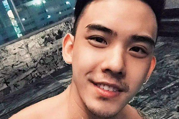 炎亚纶是不是同性 与翘屁嫩男是什么关系