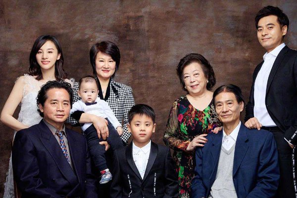 陈龙第一任妻子张远是谁 和现任妻子章龄之是二婚吗(2)