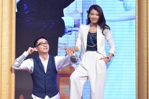 王自健被老婆打是真的吗 离婚后现任妻子是谁