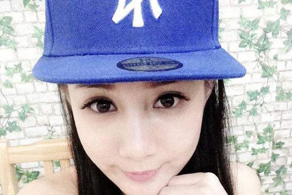 ��ܽ���������¼���ô���� ���¼���Ů��������˭