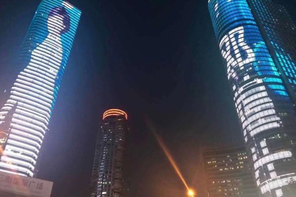 �˻ͺ��ĸ��쵼�й�ϵ �ߵ������¼������������˭