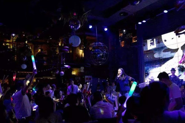 ����֣������������ �ϳ������ư�פ��