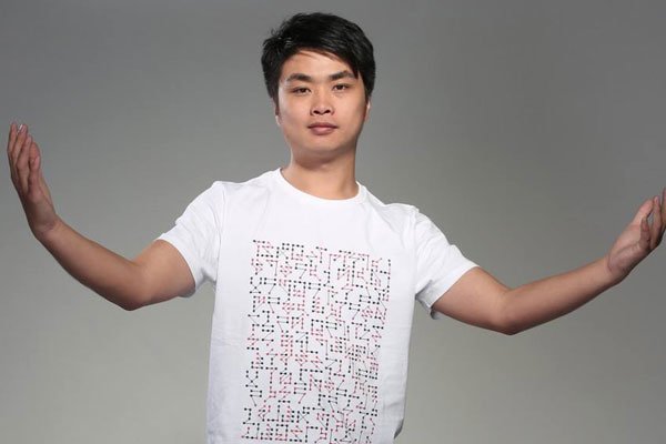 李晓峰个人资料简介 为什么一直在喊sky人皇呢
