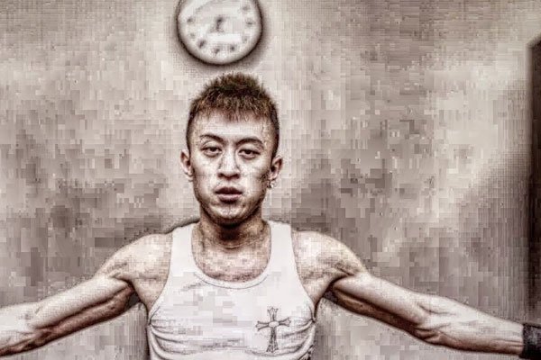 上猜测了很多,至今秦奋是无法进行什么回应,只是在炫富自己的好生活罢