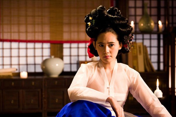 秋瓷炫的三级电影只有《美人图》一部 嫁了个中国老(lǎo)公