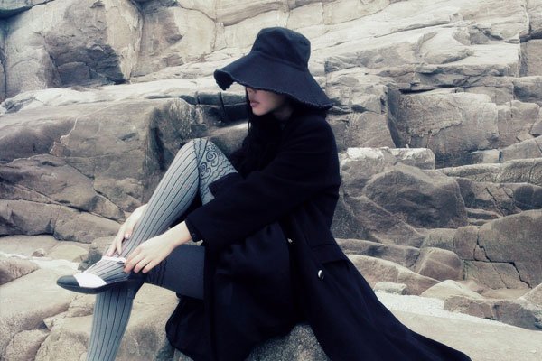 �������������Ů������˭ ֻ�ǲ�¶������