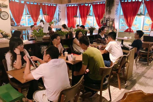 ���׺�����һ�㲻������ϵŮ������Ϊʲô ����̫�ż�