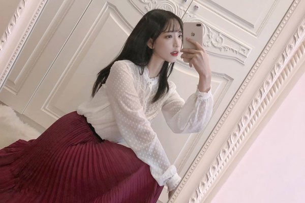 临界十缨是哪个大学的 整容前后照片可以了解一下