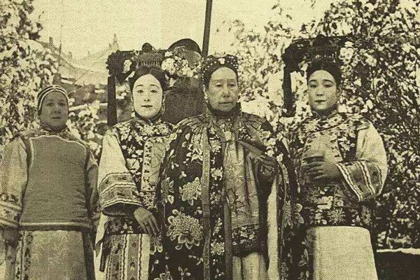 慈禧太后是怎么解决生理需要的 有什么不一样的私生活