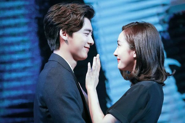 �������׷廳���¼�ʵ������ ��˿��Ը�����ҳ��Ϲ�ϵ