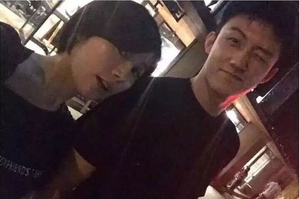 �����ϻƾ��ʵ������ �������ұ��ĳ���ȫͱ����