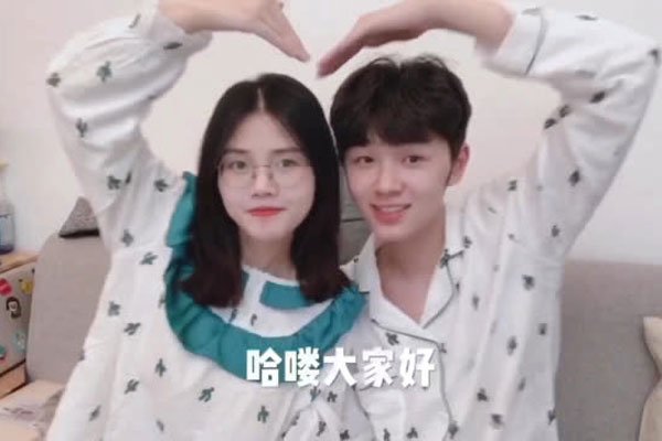 阿油陈怡怎么认识的对镜头各种秀恩爱晒幸福