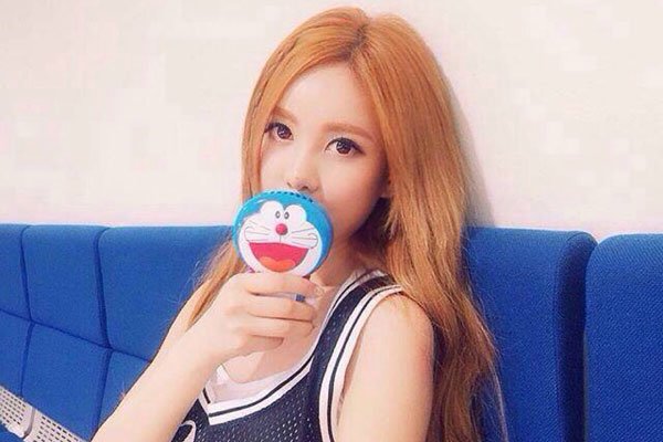 tara门面担当李居丽是谁 脸似乎也崩溃了