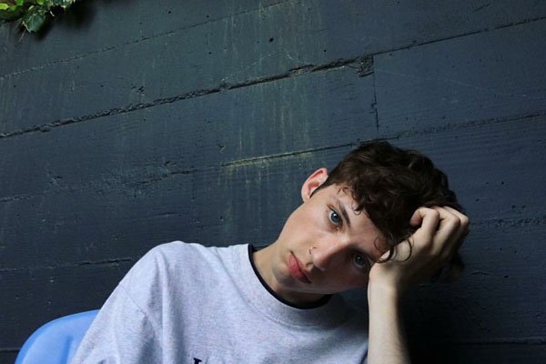 ����Үϣ���ǹ������� ��ȡ����������Ǻܰ��ݵ�