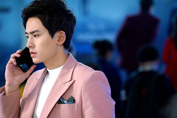 ����嫵�Ů�ѵ�����˭ �;�溵t�϶�����ϵ