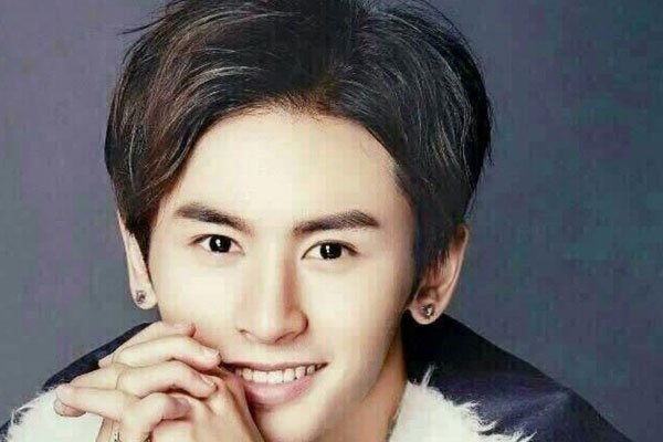 ����嫵�Ů�ѵ�����˭ �;�溵t�϶�����ϵ