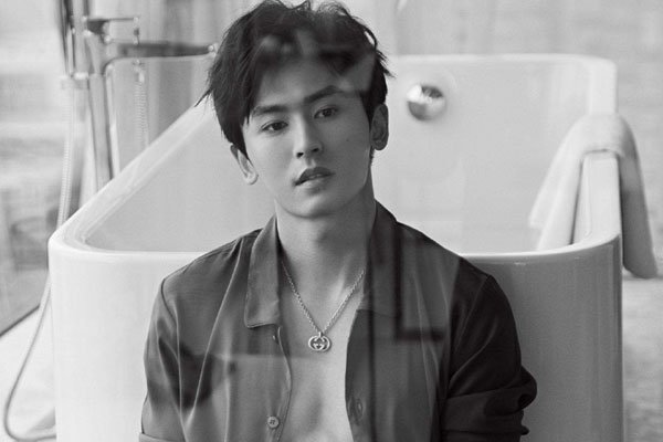 ����嫵�Ů�ѵ�����˭ �;�溵t�϶�����ϵ