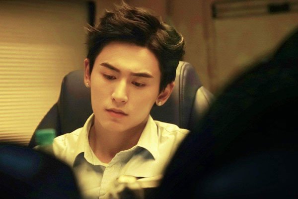 ����嫵�Ů�ѵ�����˭ �;�溵t�϶�����ϵ