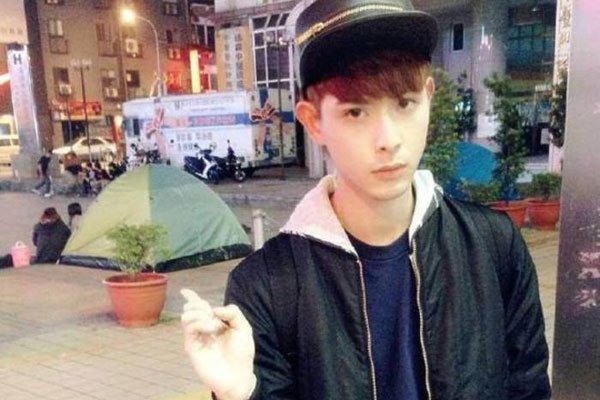 �������Ů�������ݳ��� gay��gay������ô����Ů��