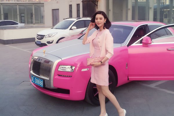 郭紫欣怎么和王泽楷扯上关系了 嫁富二代时热闹非凡(2)