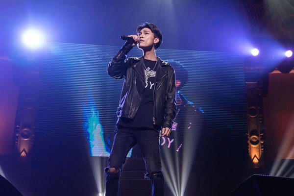 �㶫����¬����������ϼ��� һ���ݸ������ĸ���