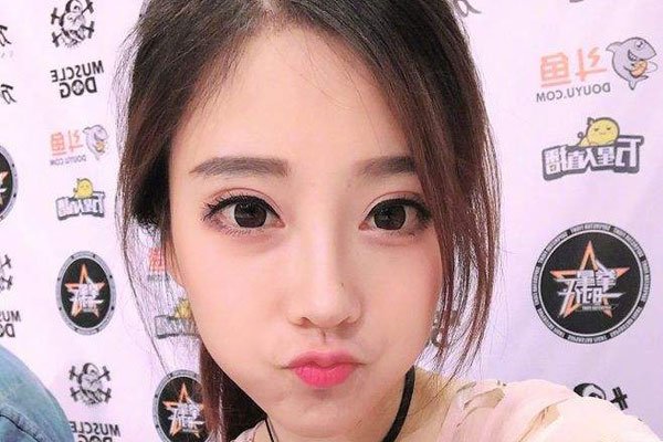 ���ɿ�ħ�ͷ���Īʲô��ϵ ǰ���Ƕ������һ������