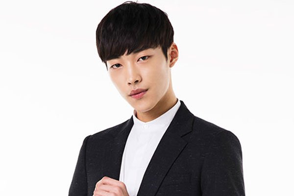 ����ۼ�������� ��������Ƭ��ڱ�������