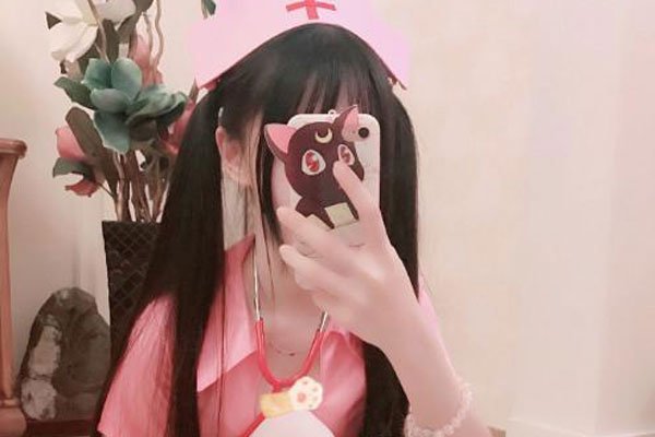 抖音蔡萝莉黑料擦边球 家里真的有钱吗?全都是假的