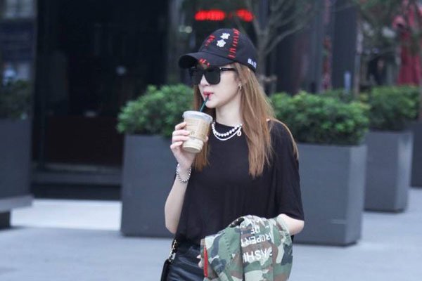 �ϼ�������˭ ������û�й�����