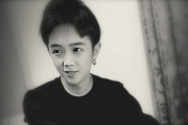 ������Ů�Ѿ�Ȼ�������� ��������ȥ˵����