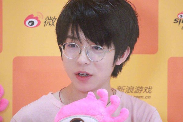 ������ô���� ��ֱ���Ǻͻ���������ì��