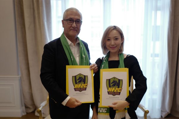 ���ݺ�������ø������� ��Ϊ�й���������Ů�ϰ�