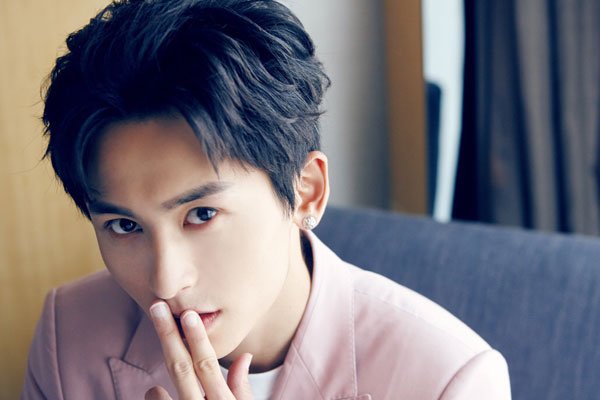 �����Ů���Ǿ��쿣� �������Ƿ���ĺ���