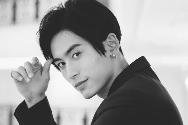 �����Ů���Ǿ��쿣� �������Ƿ���ĺ���