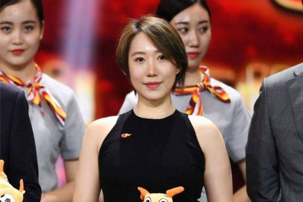 最美女老板文筱婷个人介绍 富二代人脉很强悍