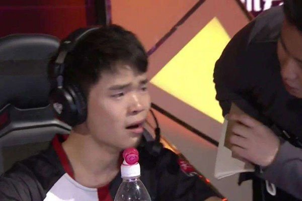 ag�������Ϣ�¼���ʲô �����մ���ì��