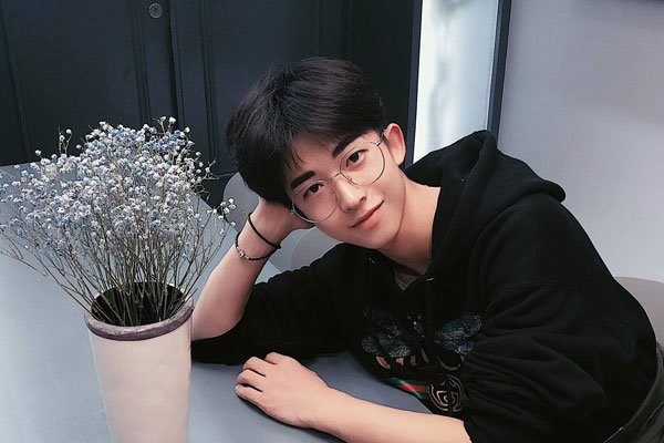 ������������̰�ƺ�ɫʲô��˼ ���Լ���ĺ����