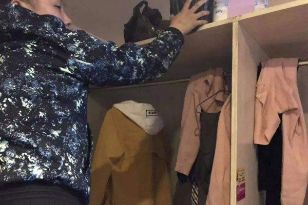 包养女人与嫖娼的区别是什么 本质就是男人的欲望罢了