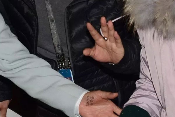 ���κ���ʷ�������Щ �ɷ�����Ҳ��û����
