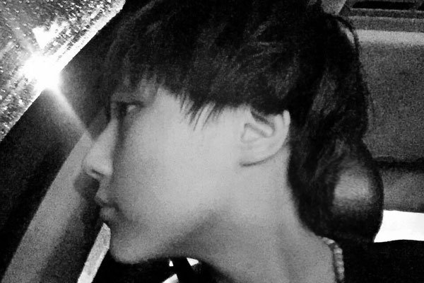 �����۸���������ʵ���� ����Ϊ��ƨ������Ϊ����