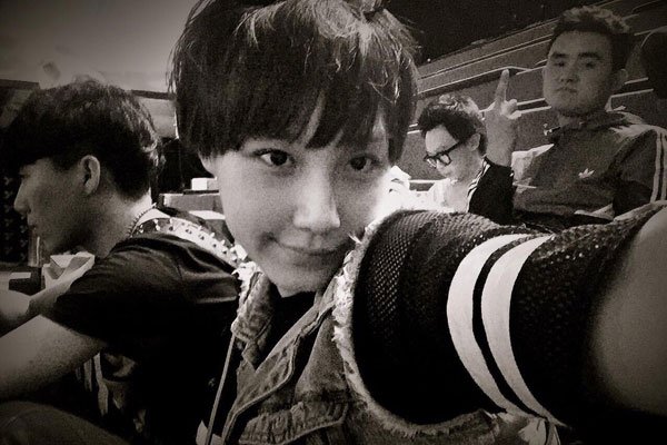 �����۸���������ʵ���� ����Ϊ��ƨ������Ϊ����