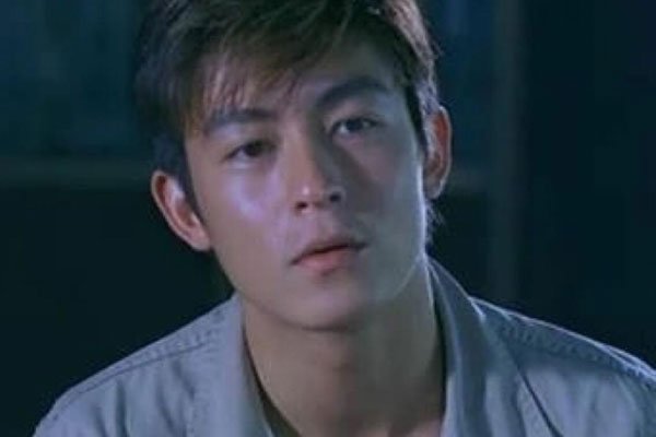 陈冠希当年的电脑的图片有哪些人 完整1300张照片是真的吗