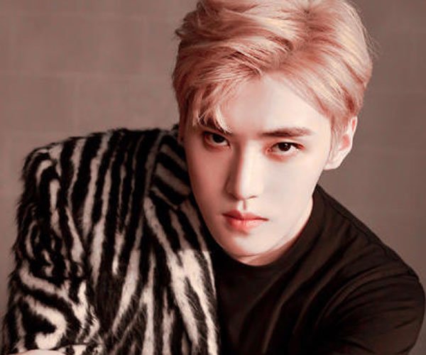 �ഺ������ı��س����� �Ǳ�ˮ������ȥ��